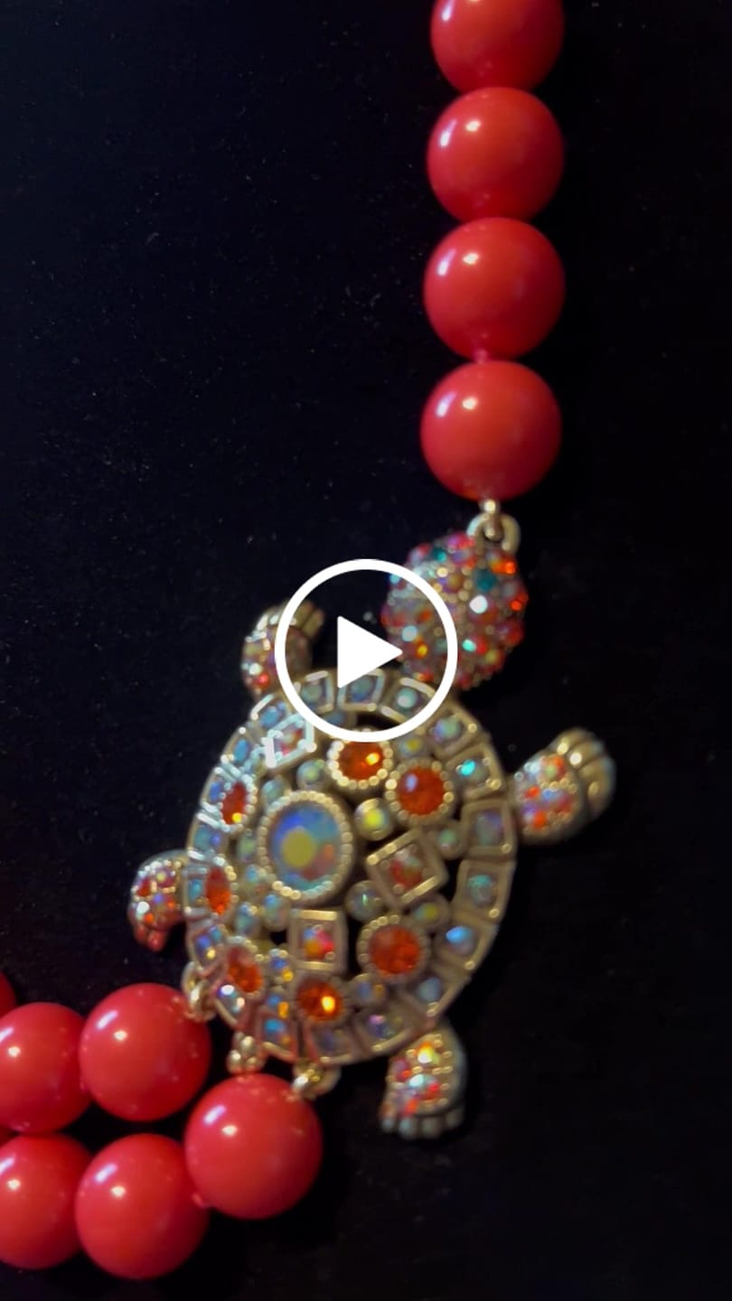 Customer video review of Heidi Daus®"Simply Irresistible Turtle" Beaded Crystal Turtle Necklace