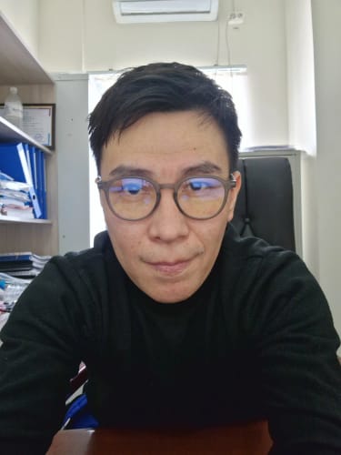 Customer photo review of Zenottic Reading Glasses Kenny