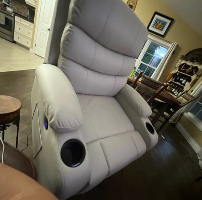 Customer photo review of Homrest Power Lift Chair Recliner for Elderly with Massage & Heat, Cup Holders & USB Port, Beige White