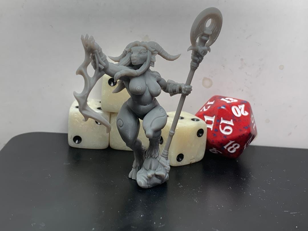 Customer photo review of Taura the Oracle - Pinup