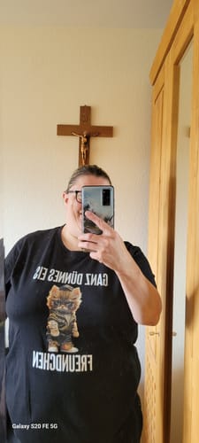 Customer photo review of GANZ DÜNNES EIS KATZE Vorderdruck T-Shirt