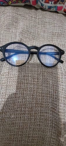 Customer photo review of Zenottic Reading Glasses Aaron