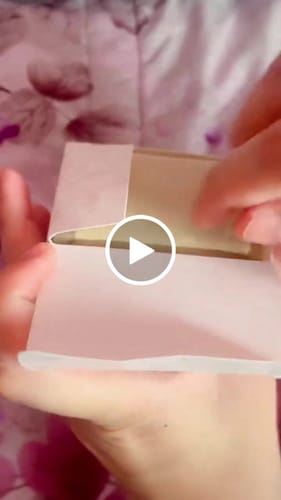 Customer video review of Printave™ Personalized Heart Locket Necklace