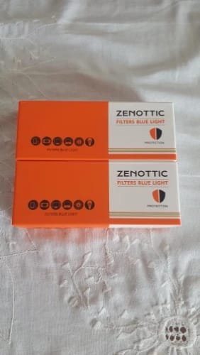Customer photo review of Zenottic Reading Glasses Eric