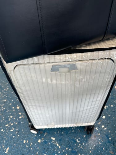 undefined review of Carry-On: All-in-One image 1 out of 2