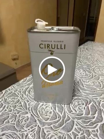 Customer video review of 1 lattina di olio extravergine di oliva • 3 Litri