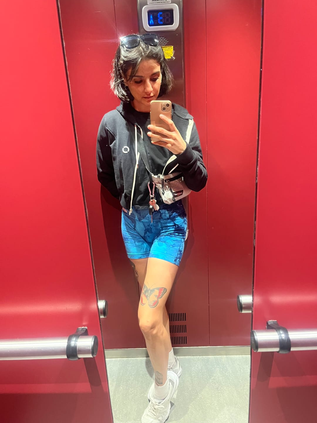 Customer photo review of Shorts Elements Acqua Turchese Blu