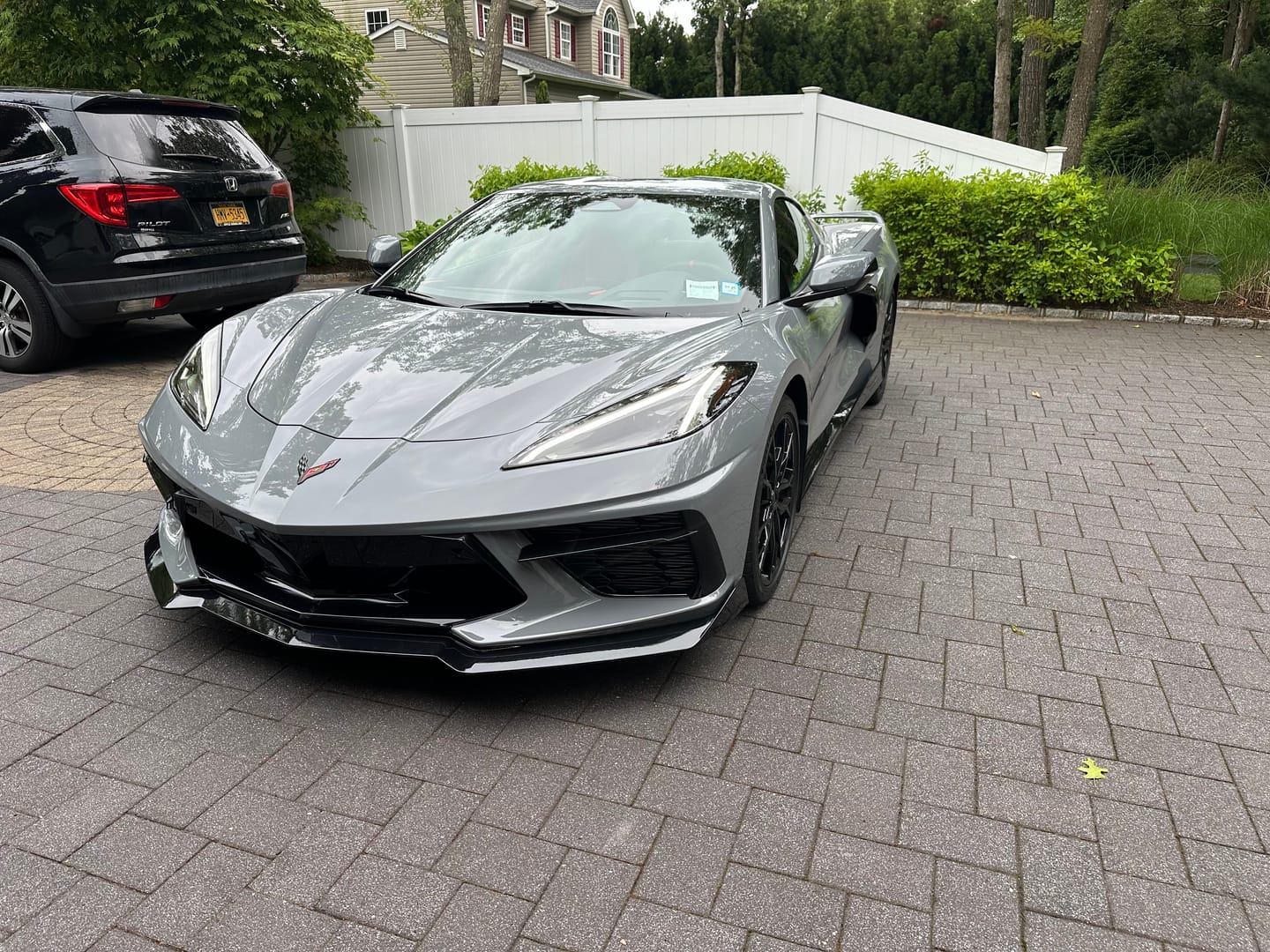 Customer photo review of Corvette C8 5VM Front Splitter (2-Piece Version) & Side Skirts