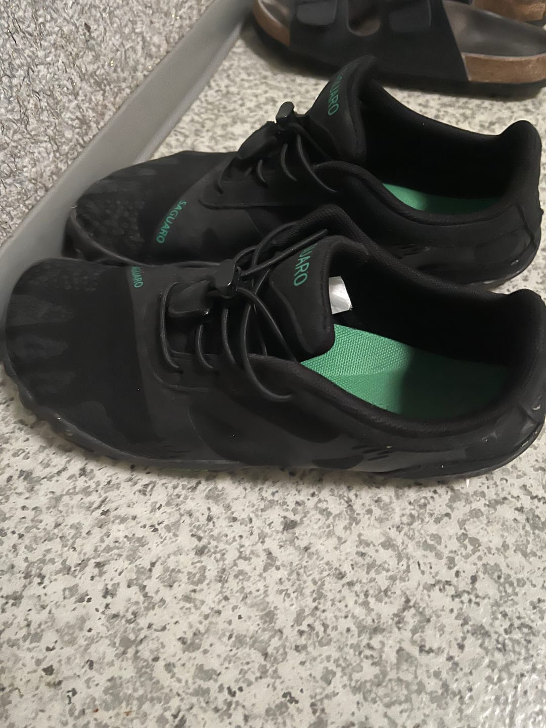 Customer photo review of Vitality III - Barfußschuhe