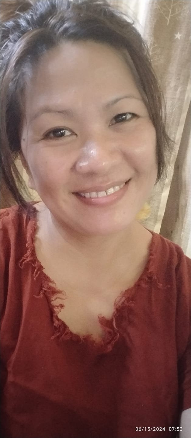 Customer photo review of Rosmar 24K Gold Whitening Lotion