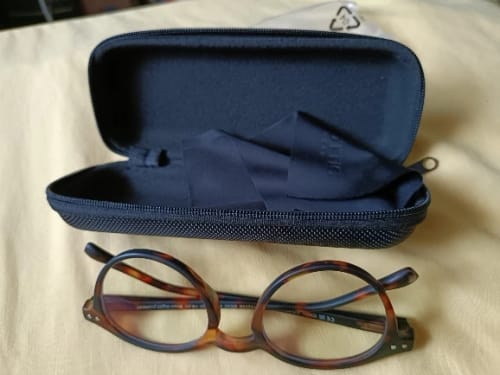 Customer photo review of Zenottic Reading Glasses Aaron