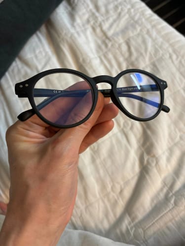 Customer photo review of Zenottic Reading Glasses Aaron
