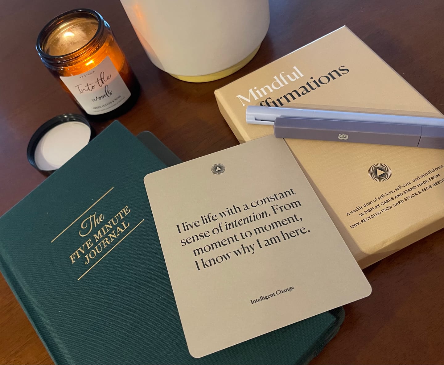 Customer photo review of "Into The Woods" Natural Wax Candle