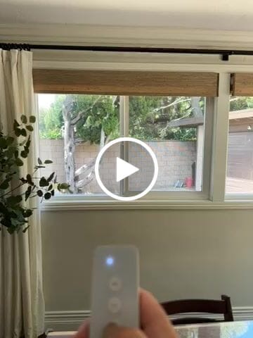 Customer video review of SmartWings Motorized Woven Wood Shades 50%/70%/100% Blackout