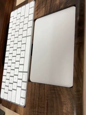 Customer photo review of Slim Magic Keyboard and Trackpad Tray