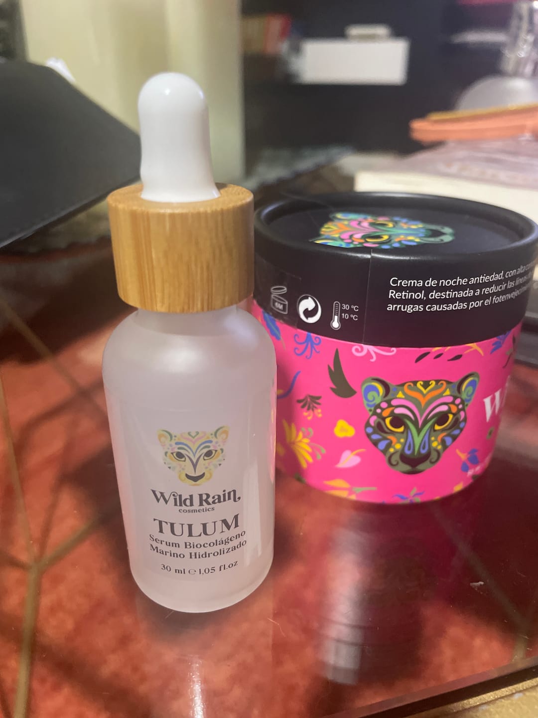 Customer photo review of Serum Renovador Vitamina C y Ácido Ferúlico Renueva, Ilumina y Unifica el Tono TAHITI