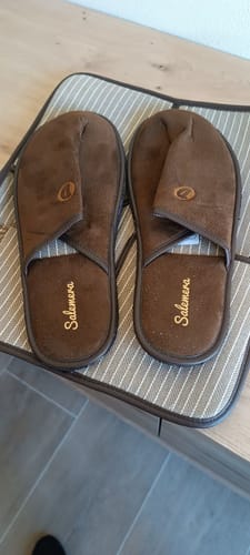 Customer photo review of Estuche de zapatilla de viaje para hombre