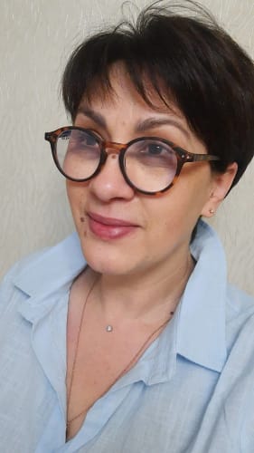 Customer photo review of Zenottic Reading Glasses Aaron