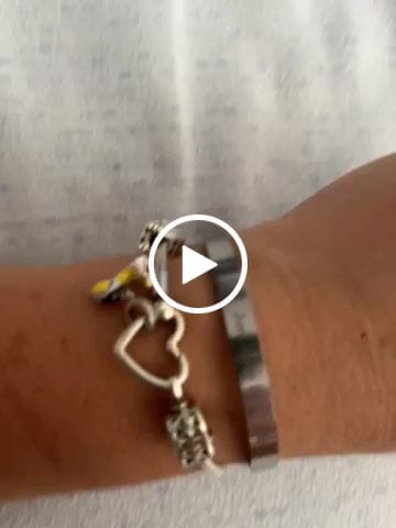 Customer video review of Zapestnica: Cuff