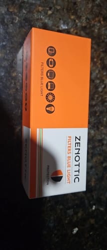Customer photo review of Zenottic Reading Glasses Aaron
