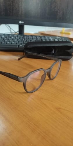 Customer photo review of Zenottic Reading Glasses Kenny