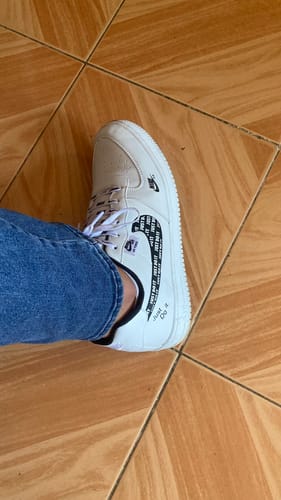 Customer photo review of Tenis 270 Blanco Negro Negro