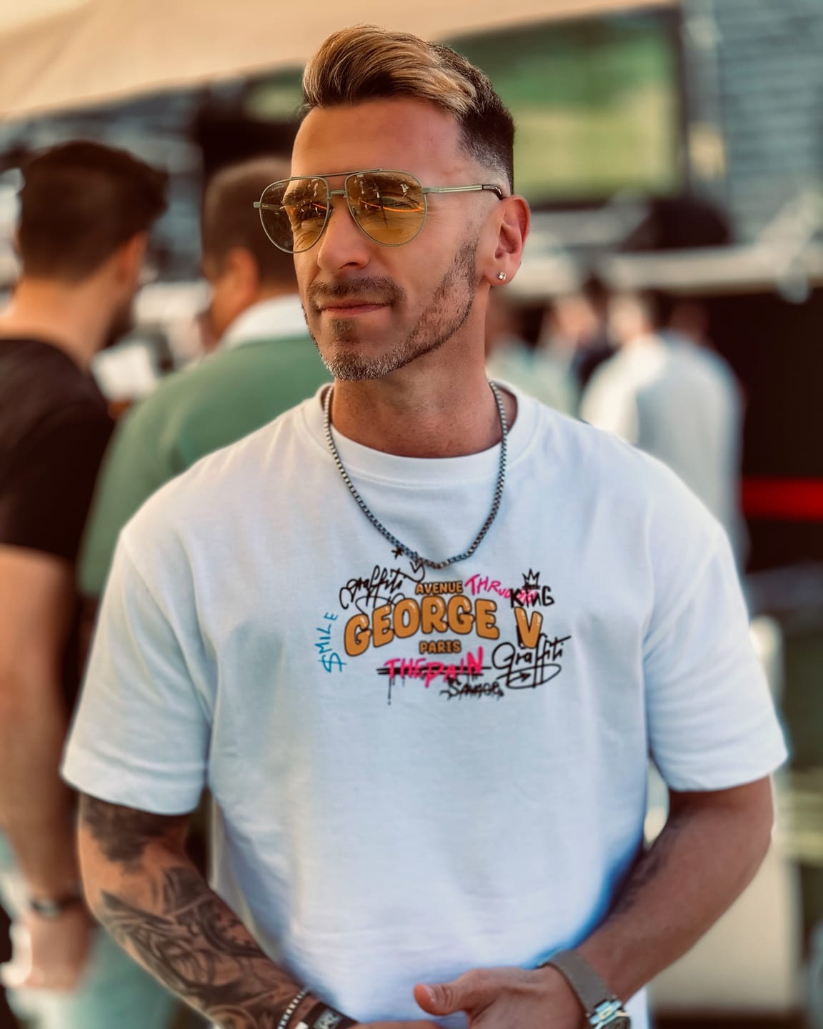 Customer photo review of CAMISETA "GRAFFITI BEAR" - BLANCO - AVENUE GEORGE V PARIS | GV-10044