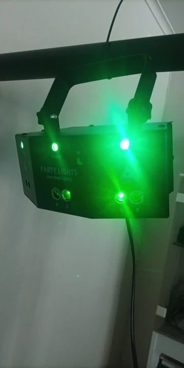 Customer photo review of LITLAMP™ 9-Eye Laser Party Light
