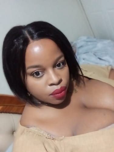 Customer photo review of OLIVIA - Brazilian 4x4 Lace Wig