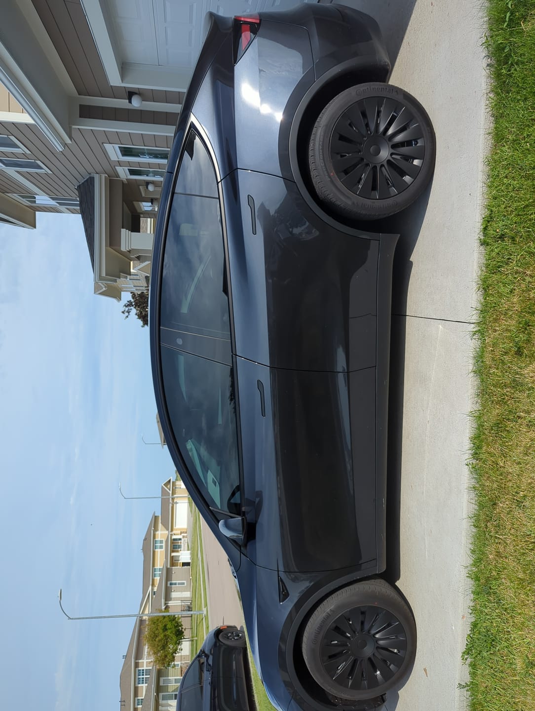 Customer photo review of TESPLUS 19'' Blade Style Wheel Cover for Model Y