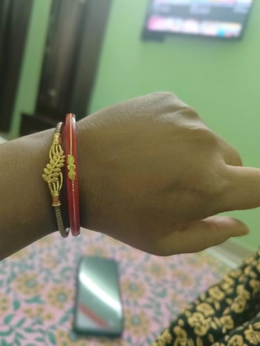 Customer photo review of “22k Hallmark Red Divya Shringar Bangle” (2 pis)