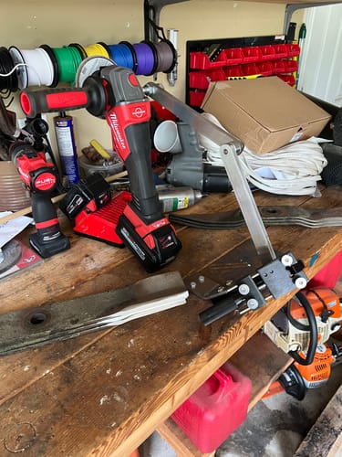 Customer photo review of Milwaukee 2880-20 M18 FUEL™ 4-1/2" / 5" Grinder Paddle Switch, No-Lock (Tool Only)
