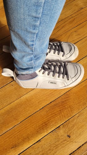 Customer photo review of Zapatilla Mujer. B1 Gris