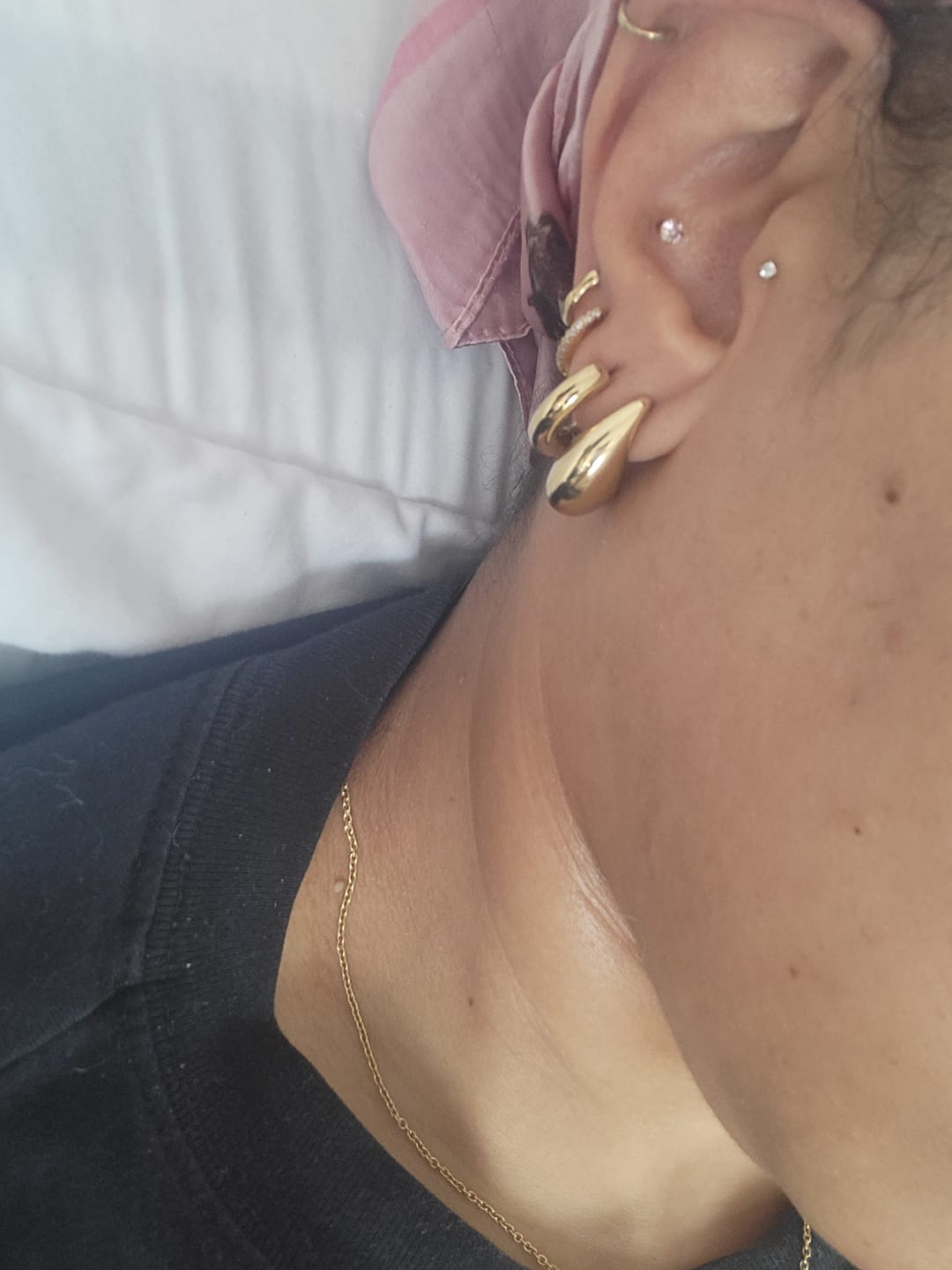 Customer photo review of Curved Midi Hoops
