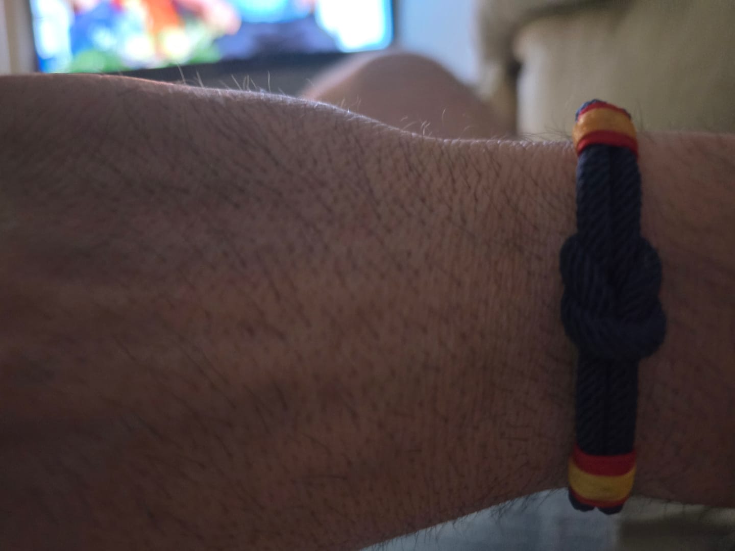 Customer photo review of Pulsera De Hilo Marino