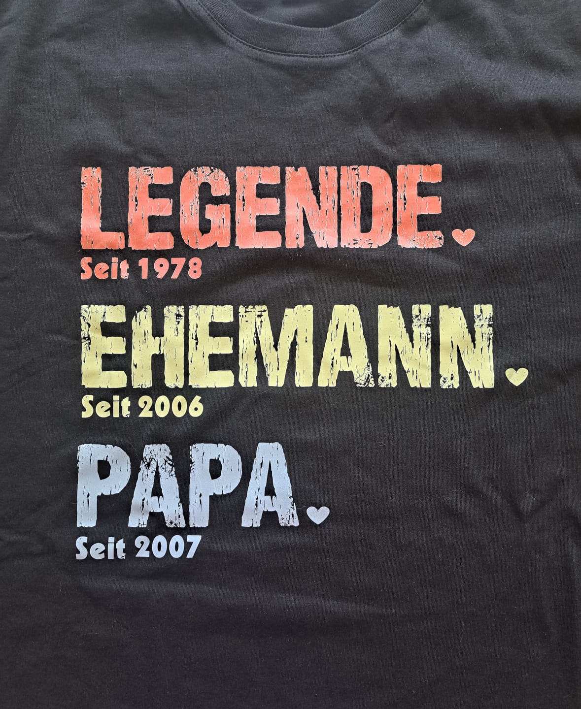 Customer photo review of Legende, Ehemann, Papa und Opa - Personalisiertes T-Shirt für Papa und Opa