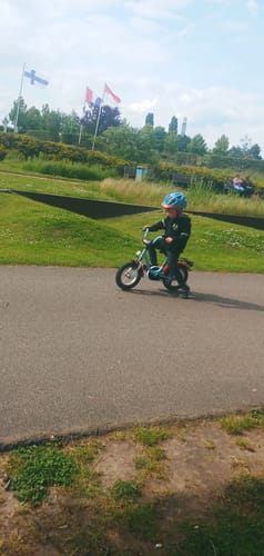 Customer photo review of Outdoor Kids - rutschfeste Kinder-Barfußschuhe