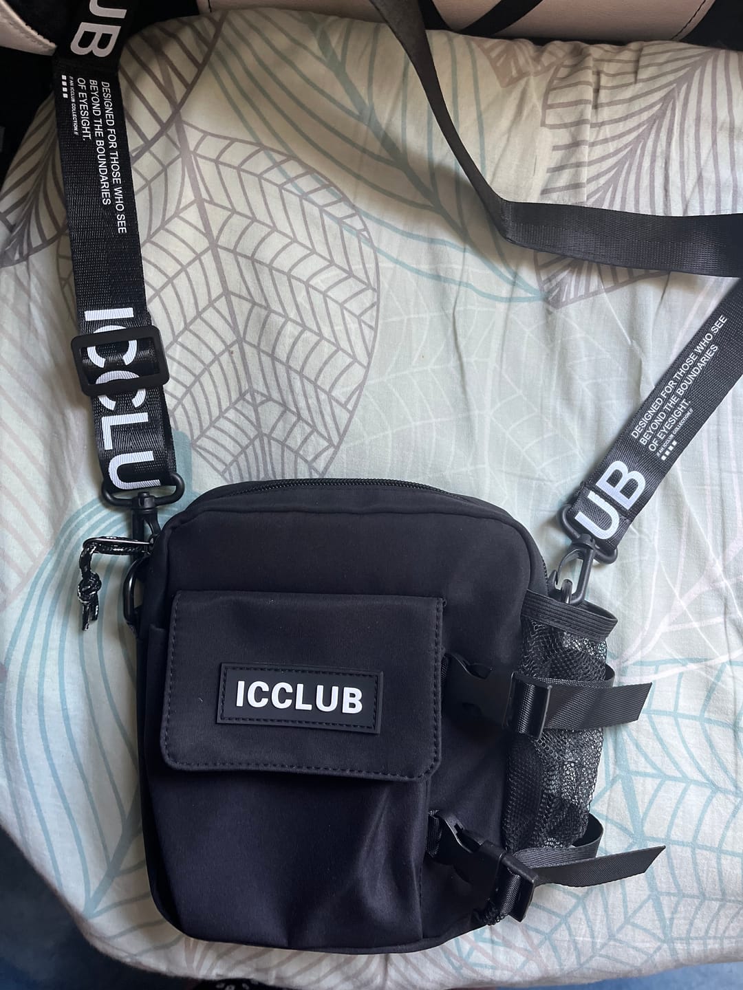 Customer photo review of BOTTLE BAG | BLACK