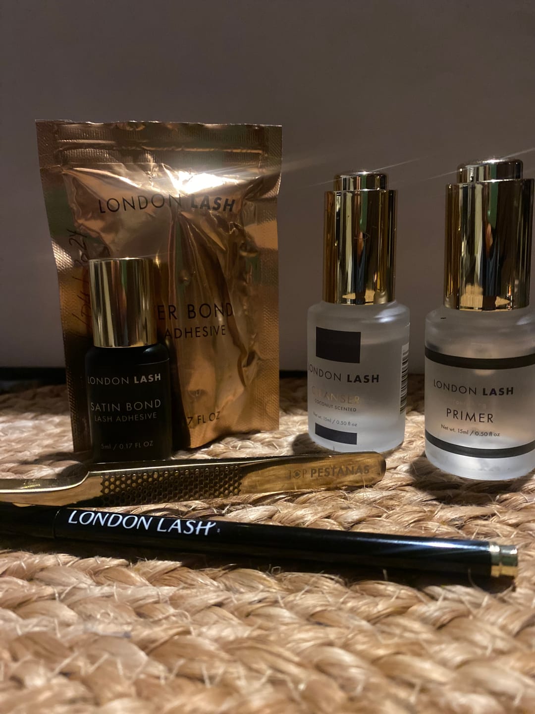 Customer photo review of Pegamento "Satin Bond" secado 2 seg, London Lash Pro