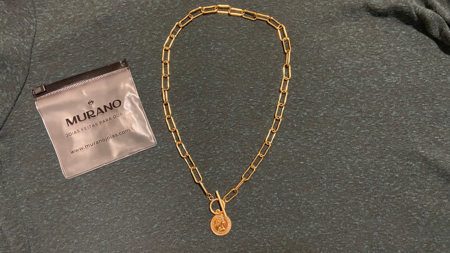 Customer photo review of Colar New York Cents Banhado em Ouro 18K