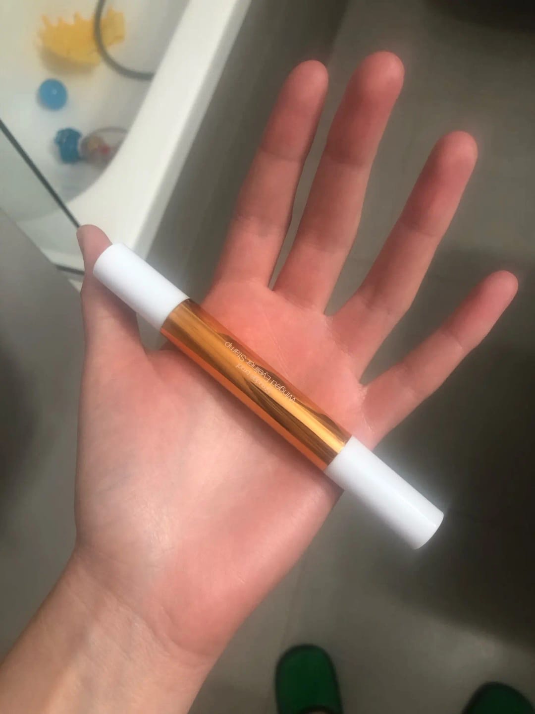 Customer photo review of O.TWO.O CAT-EYE STAMP EYELINER