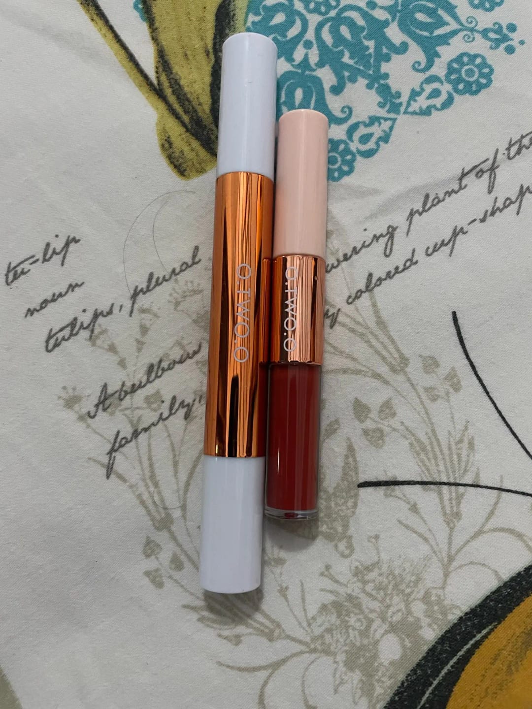 Customer photo review of O.TWO.O CAT-EYE STAMP EYELINER