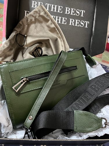 Customer photo review of Clutch Vallarta Militar