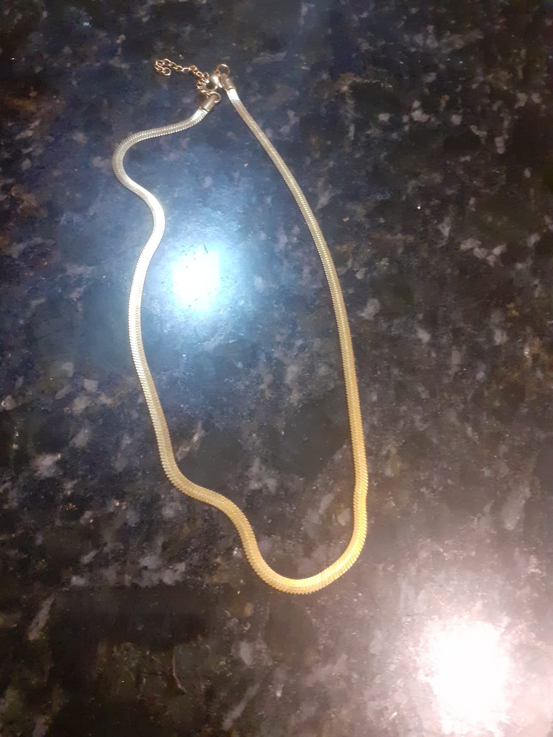 Customer photo review of Colar Malha Snake Dourado Banhado em Ouro 18K