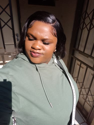 Customer photo review of Brazilian Lace Front Wig - Straight - 8"