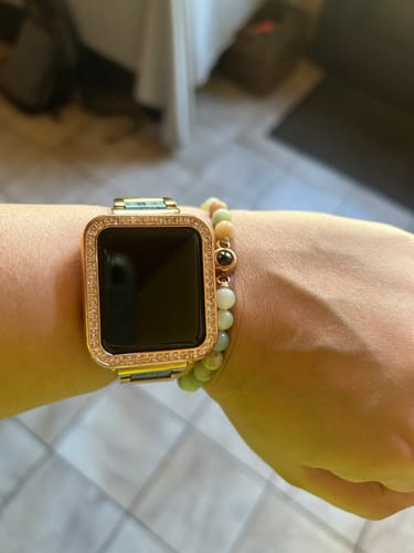 Customer photo review of Gravet Personalisiertes Perlen Armband