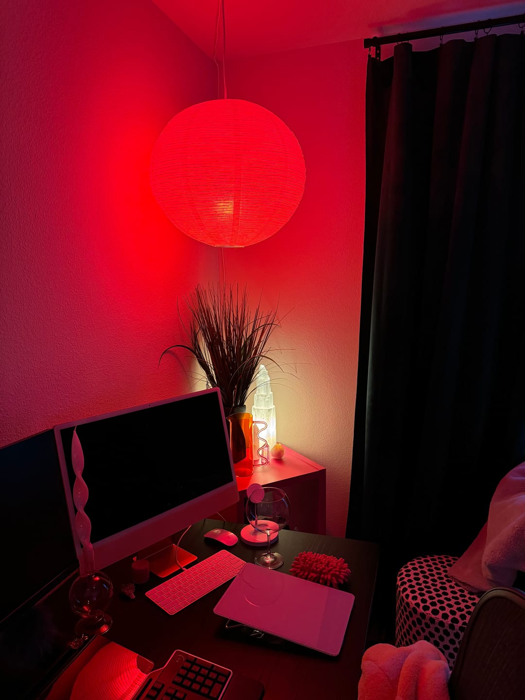 Customer photo review of 20" White Fine Line Premium Even Ribbing Paper Lantern, Extra Sturdy