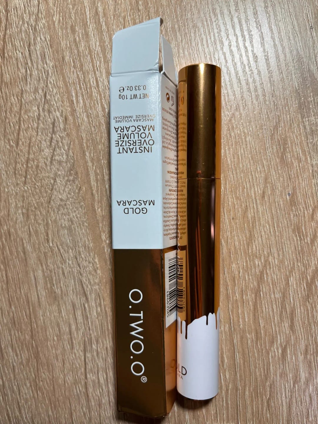 Customer photo review of O.TWO.O GOLD MASCARA