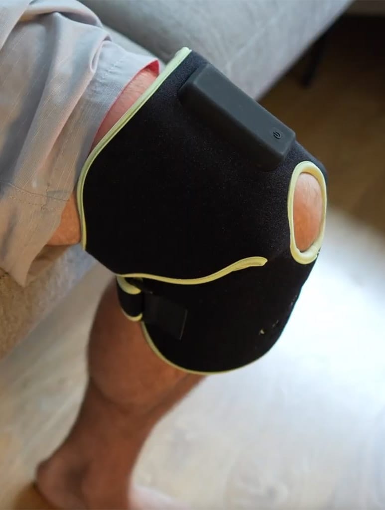 Customer photo review of Koanna® Red Light Therapy Bandage For Knee Pain