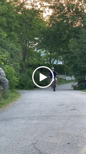 Customer video review of Lankeleisi MG800 Max 1000W*2 26" Fat Bike Dual Motor E-Mountain Bike 48V 20Ah Samsung Battery E-MTB